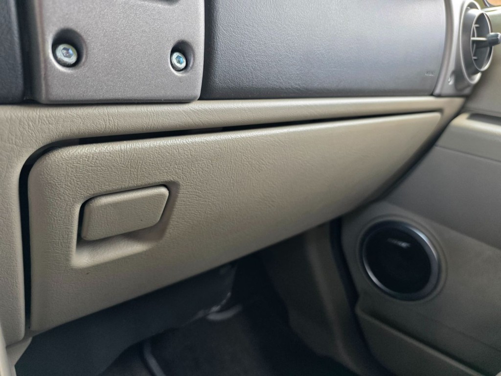 2003 HUMMER H2 Image 24