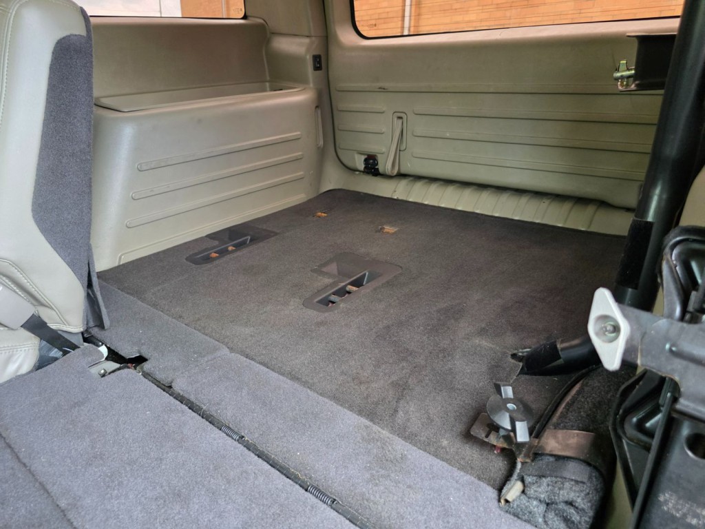 2003 HUMMER H2 Image 31