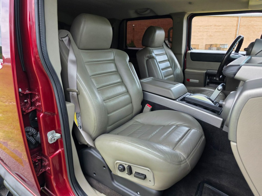 2003 HUMMER H2 Image 35