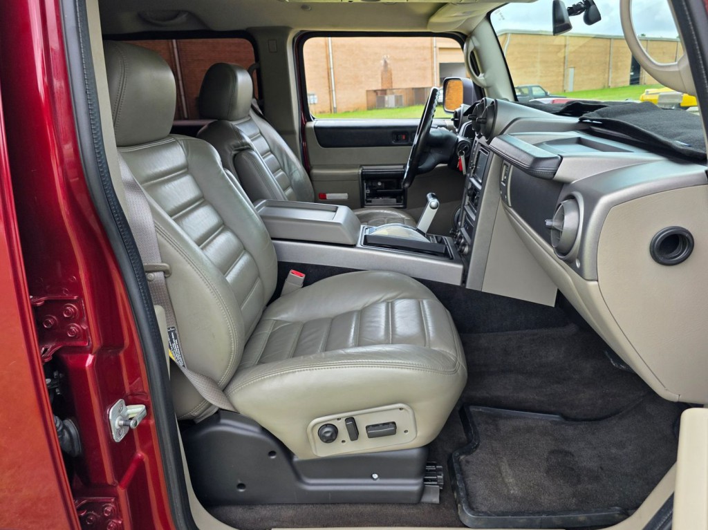 2003 HUMMER H2 Image 36