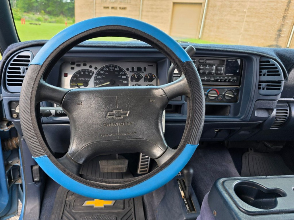 1997 Chevrolet C/K 1500 Image 17