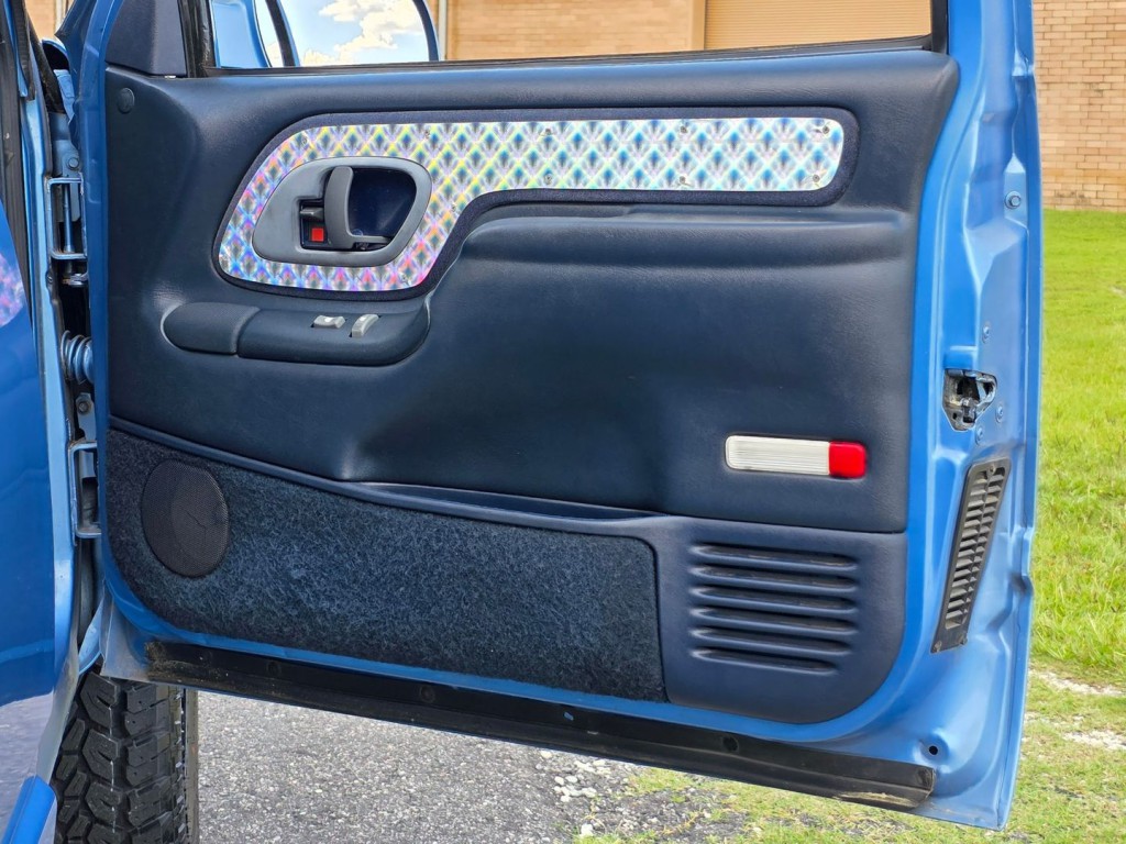 1997 Chevrolet C/K 1500 Image 38