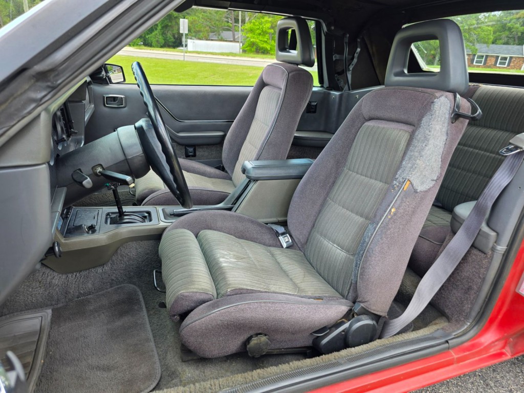 1984 Ford Mustang Image 14
