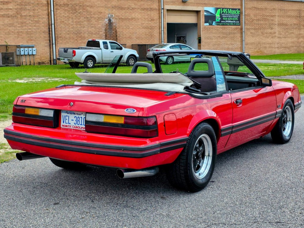 1984 Ford Mustang Image 55