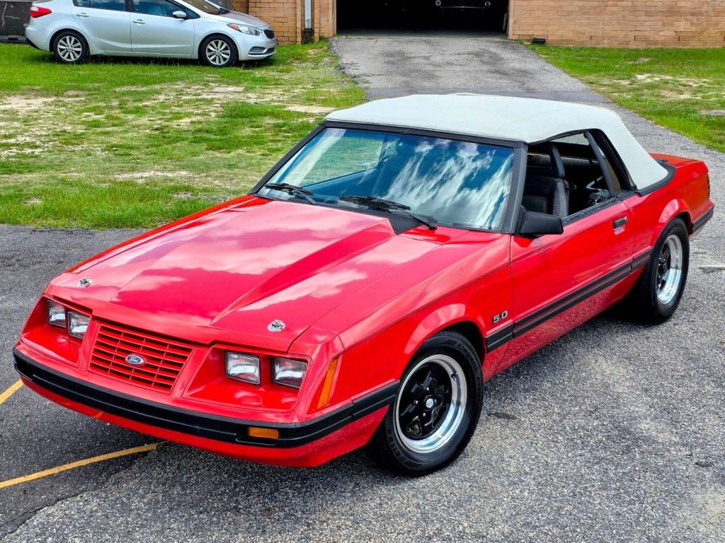 1984 Ford Mustang Image 57