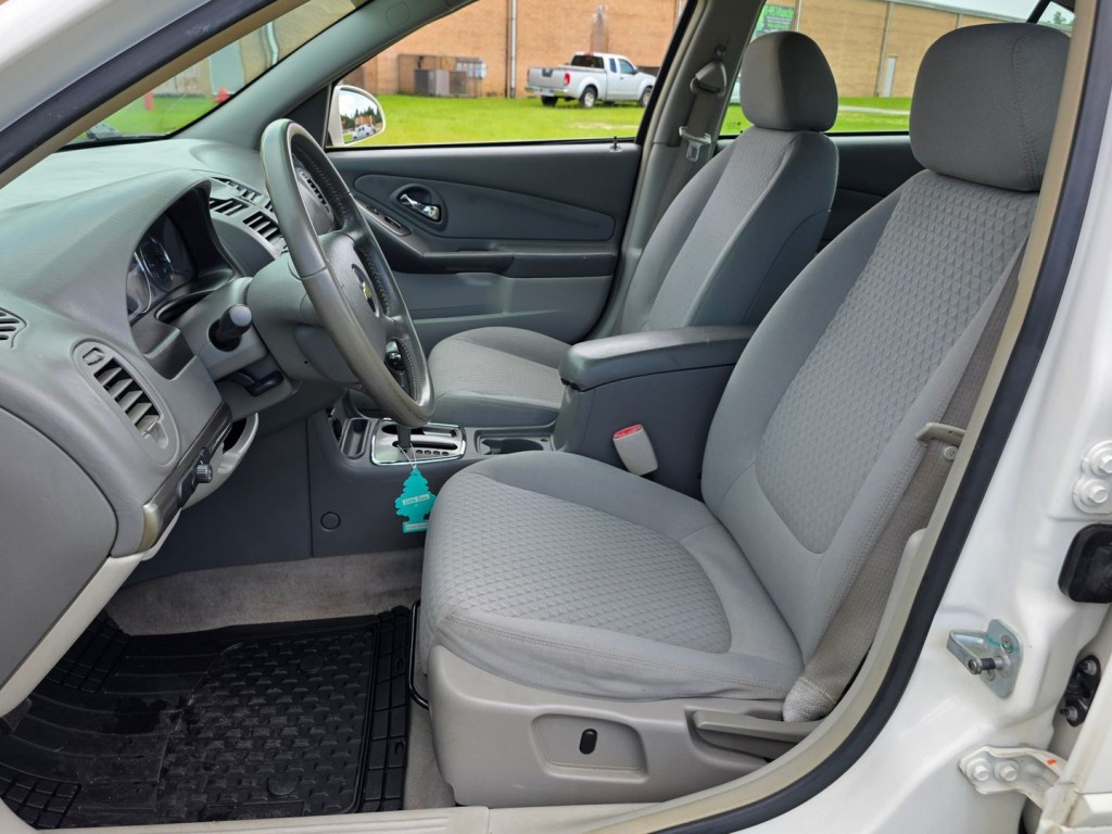 2007 Chevrolet Malibu Image 15