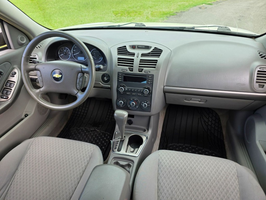 2007 Chevrolet Malibu Image 33