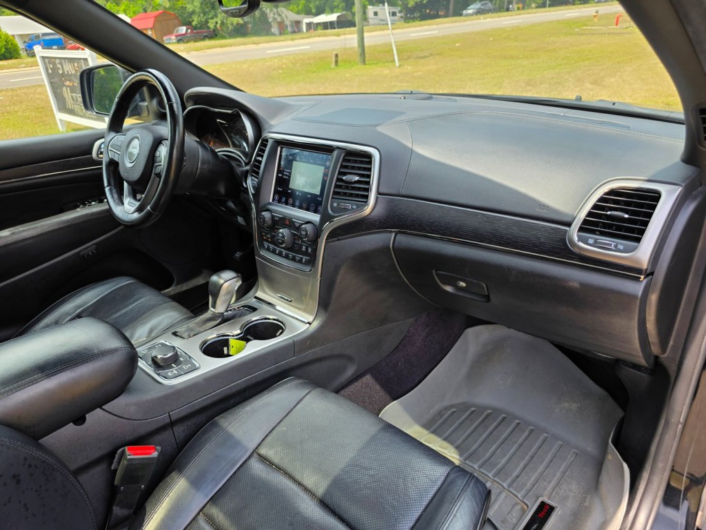 2018 Jeep Grand Cherokee Image 38