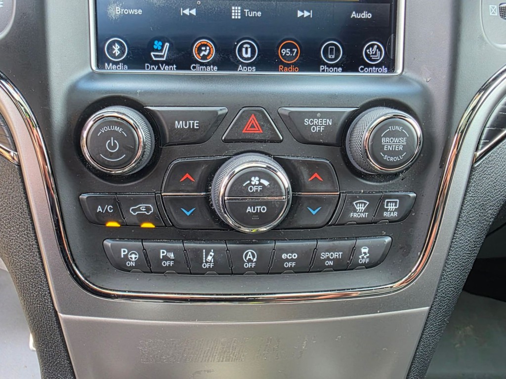 2018 Jeep Grand Cherokee Image 21