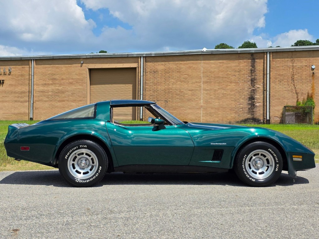 1982 Chevrolet Corvette Image 6