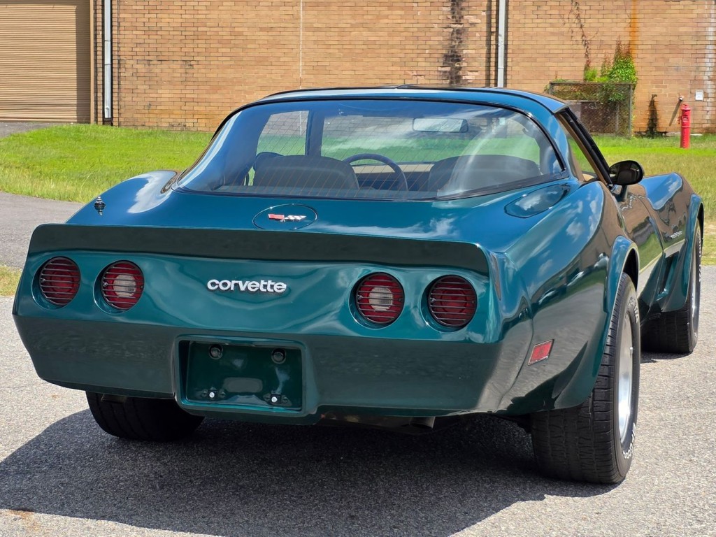 1982 Chevrolet Corvette Image 8
