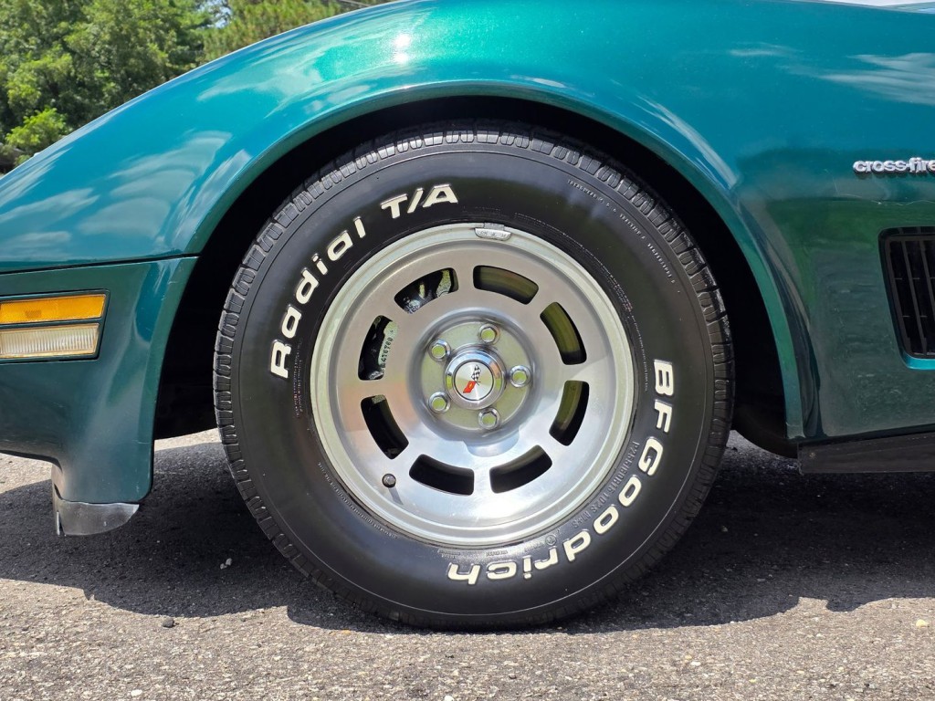 1982 Chevrolet Corvette Image 15