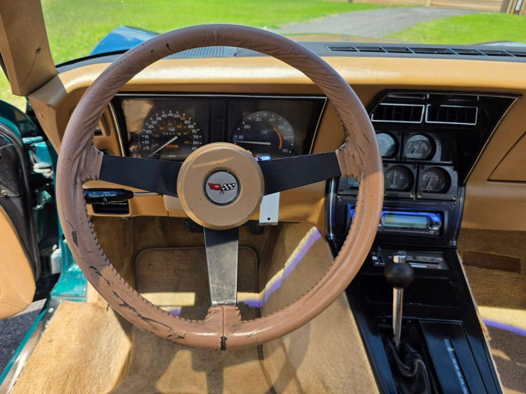 1982 Chevrolet Corvette Image 21