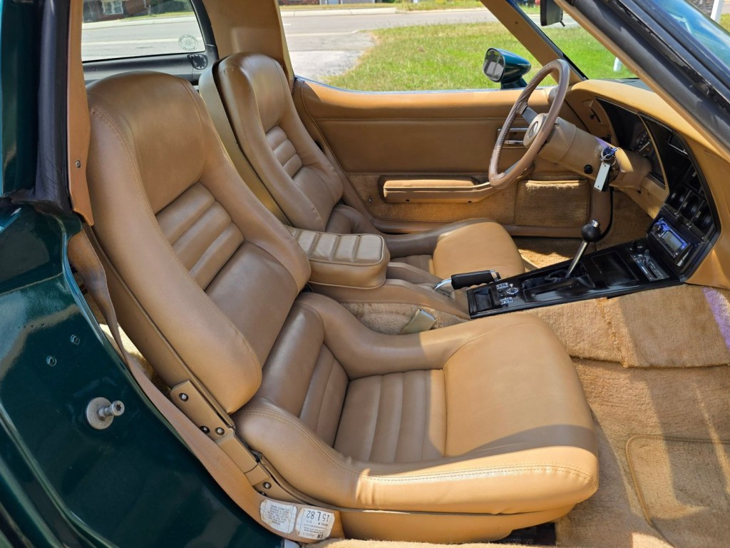 1982 Chevrolet Corvette Image 33