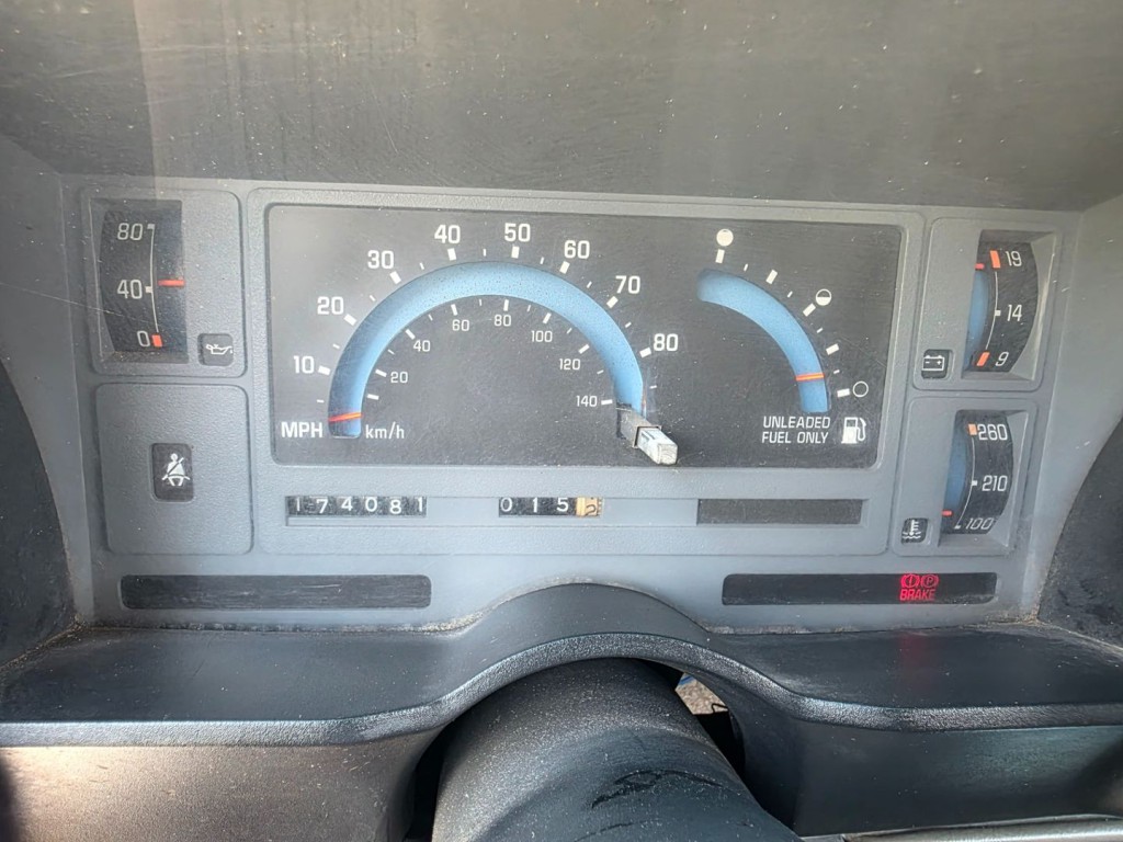 1993 GMC Sonoma Image 18