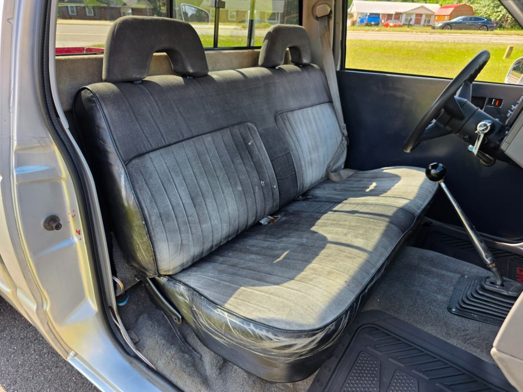 1993 GMC Sonoma Image 26