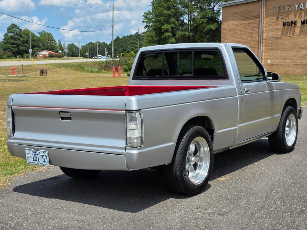 1993 GMC Sonoma Image 7