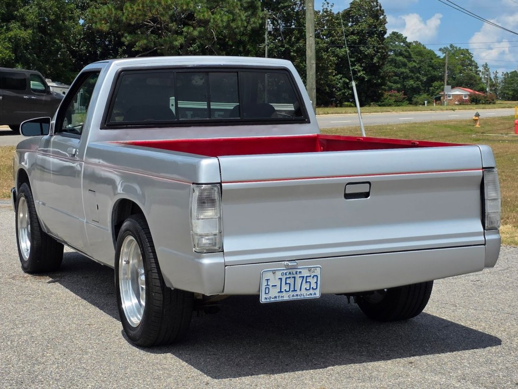 1993 GMC Sonoma Image 10