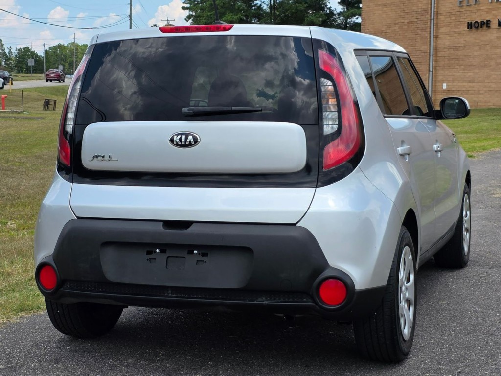 2015 Kia Soul Image 8