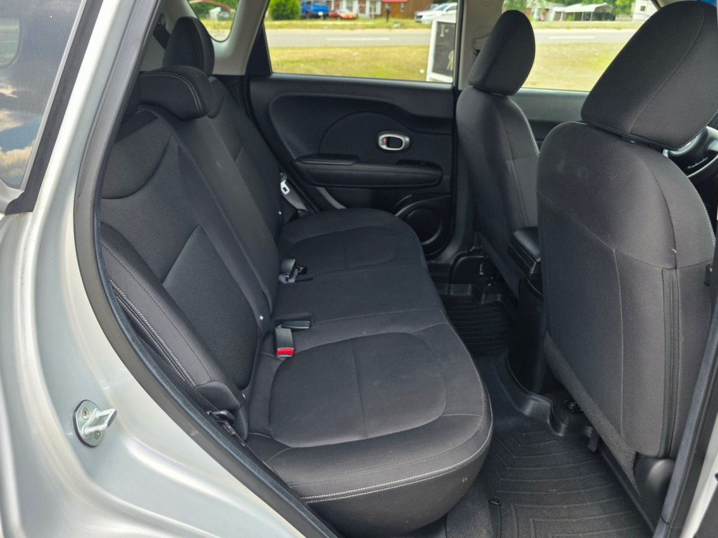 2015 Kia Soul Image 26