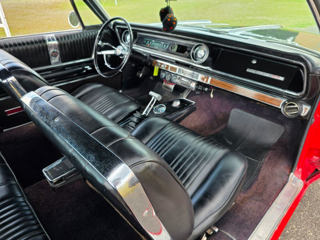 1965 Chevrolet Impala Image 30