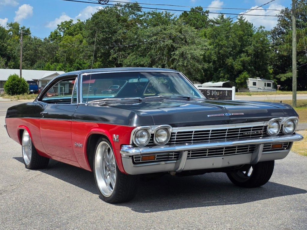 1965 Chevrolet Impala Image 4