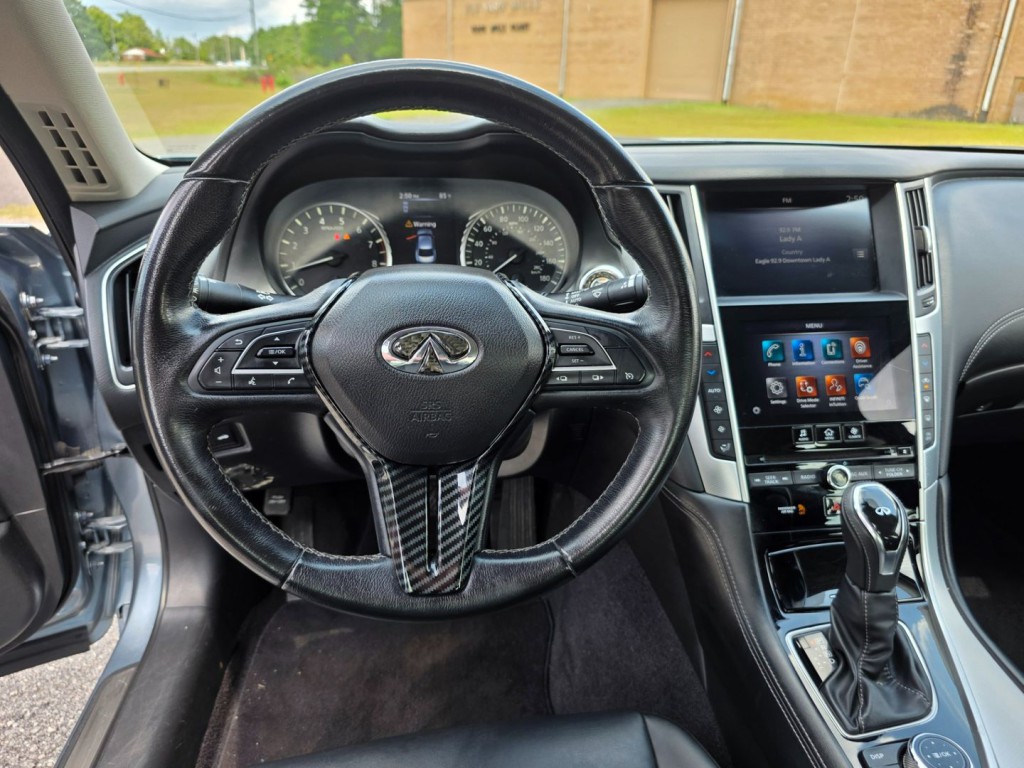 2020 INFINITI Q50 Image 17