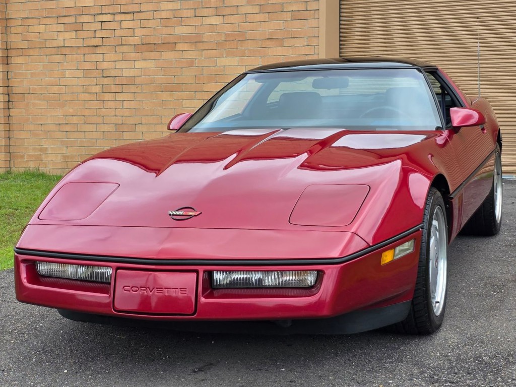 1989 Chevrolet Corvette Image 2