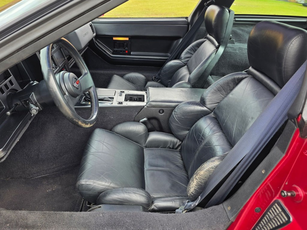 1989 Chevrolet Corvette Image 19