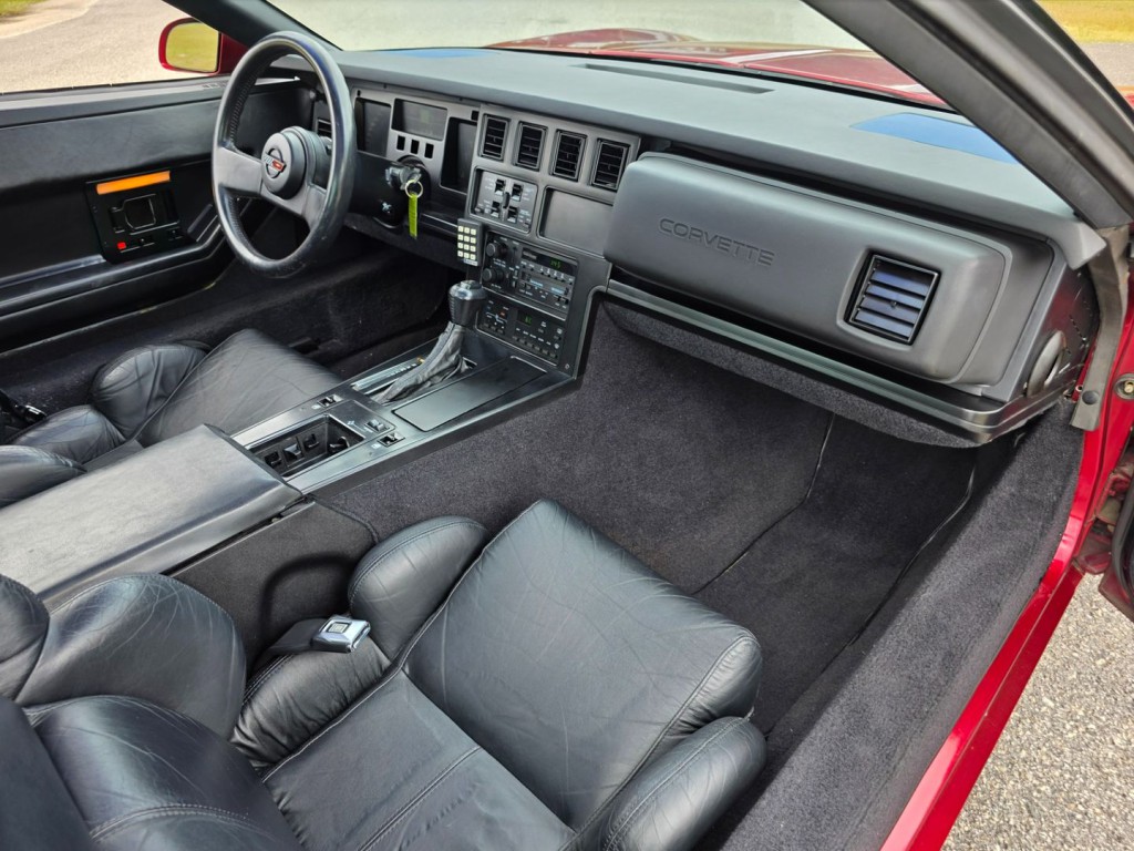 1989 Chevrolet Corvette Image 36