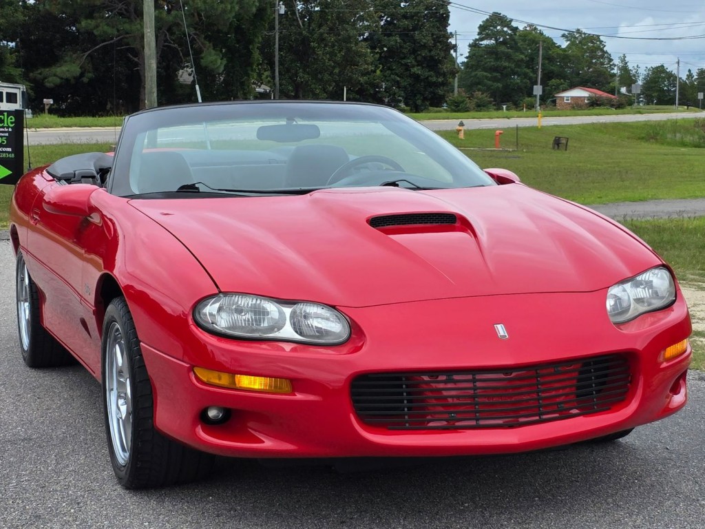 2000 Chevrolet Camaro Image 5