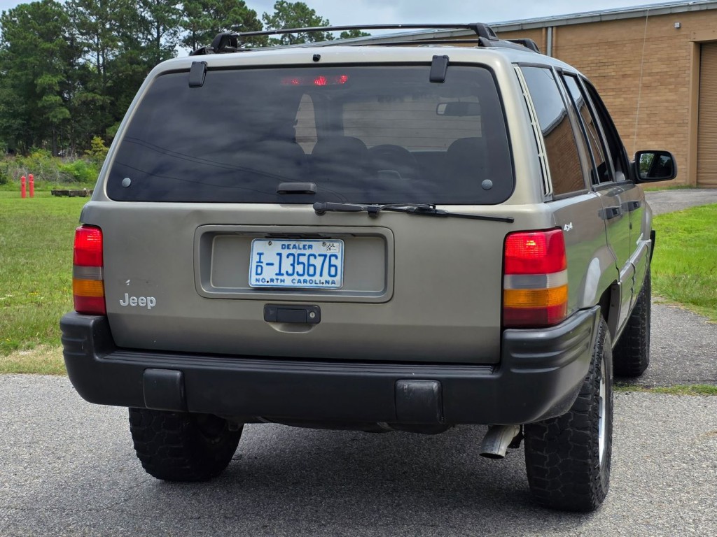 1998 Jeep Grand Cherokee Image 8