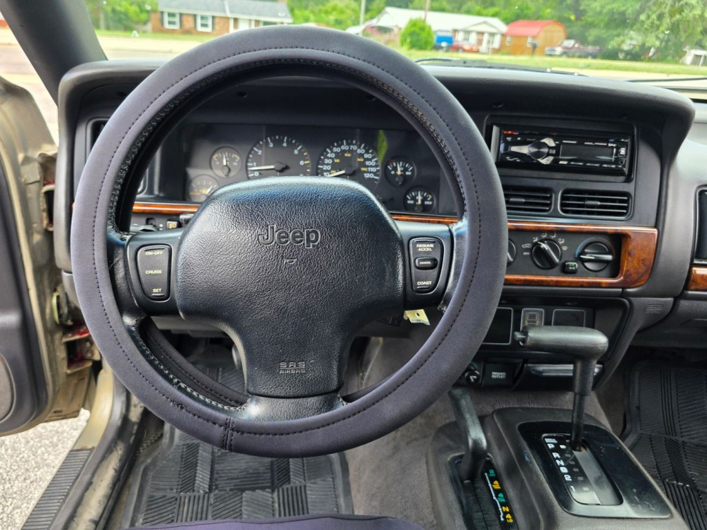 1998 Jeep Grand Cherokee Image 17