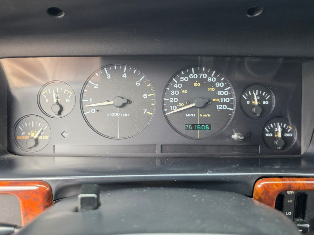 1998 Jeep Grand Cherokee Image 18