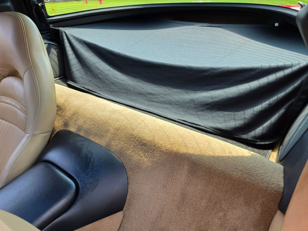 2004 Chevrolet Corvette Image 27
