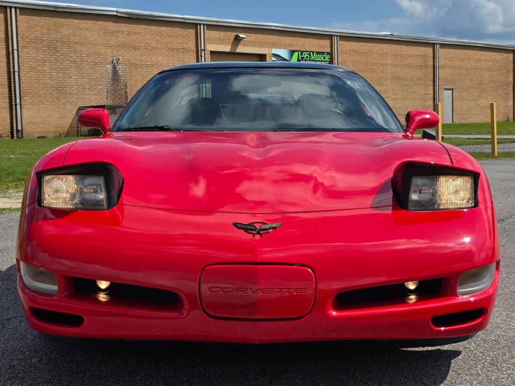 2004 Chevrolet Corvette Image 37