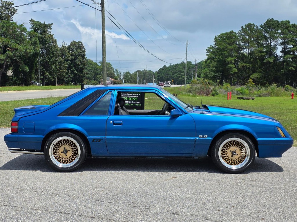 1985 Ford Mustang Image 6