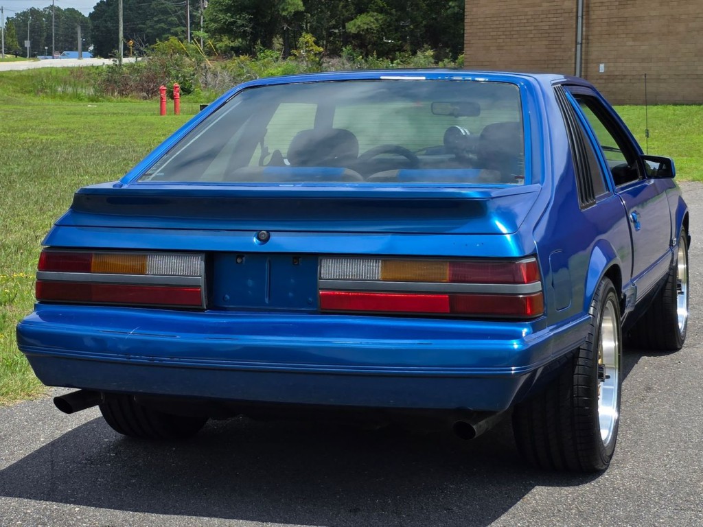 1985 Ford Mustang Image 8