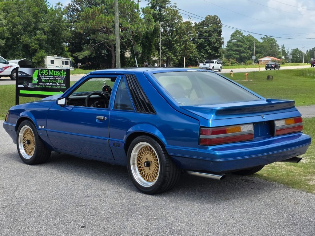 1985 Ford Mustang Image 11
