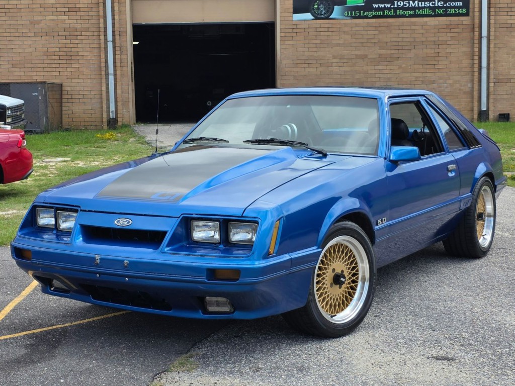 1985 Ford Mustang Image 13