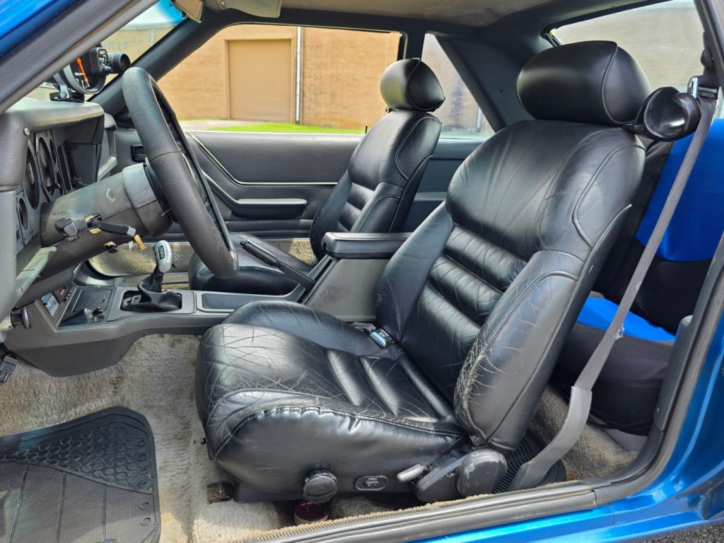 1985 Ford Mustang Image 14