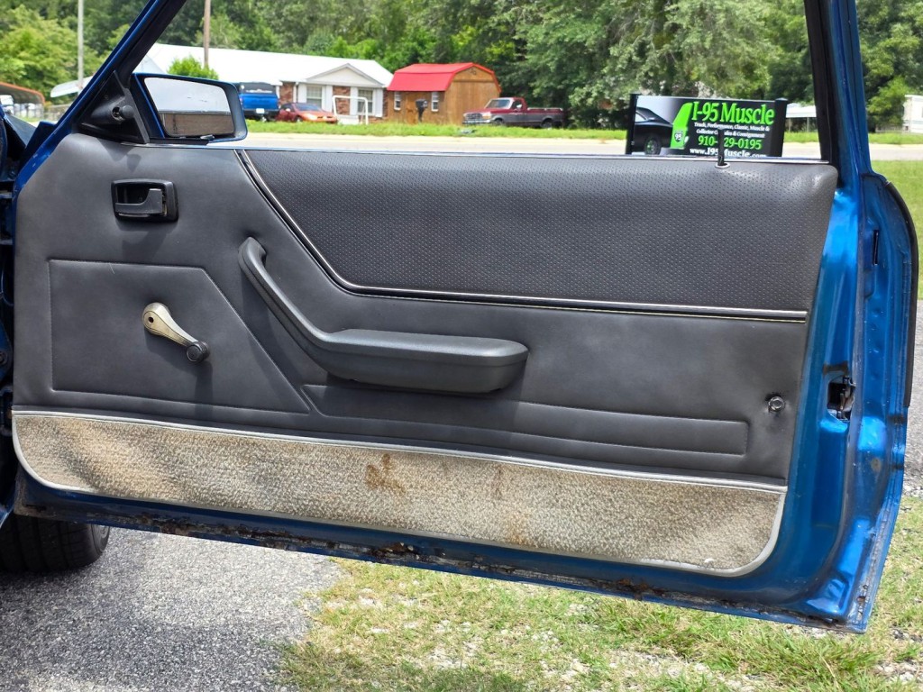 1985 Ford Mustang Image 38