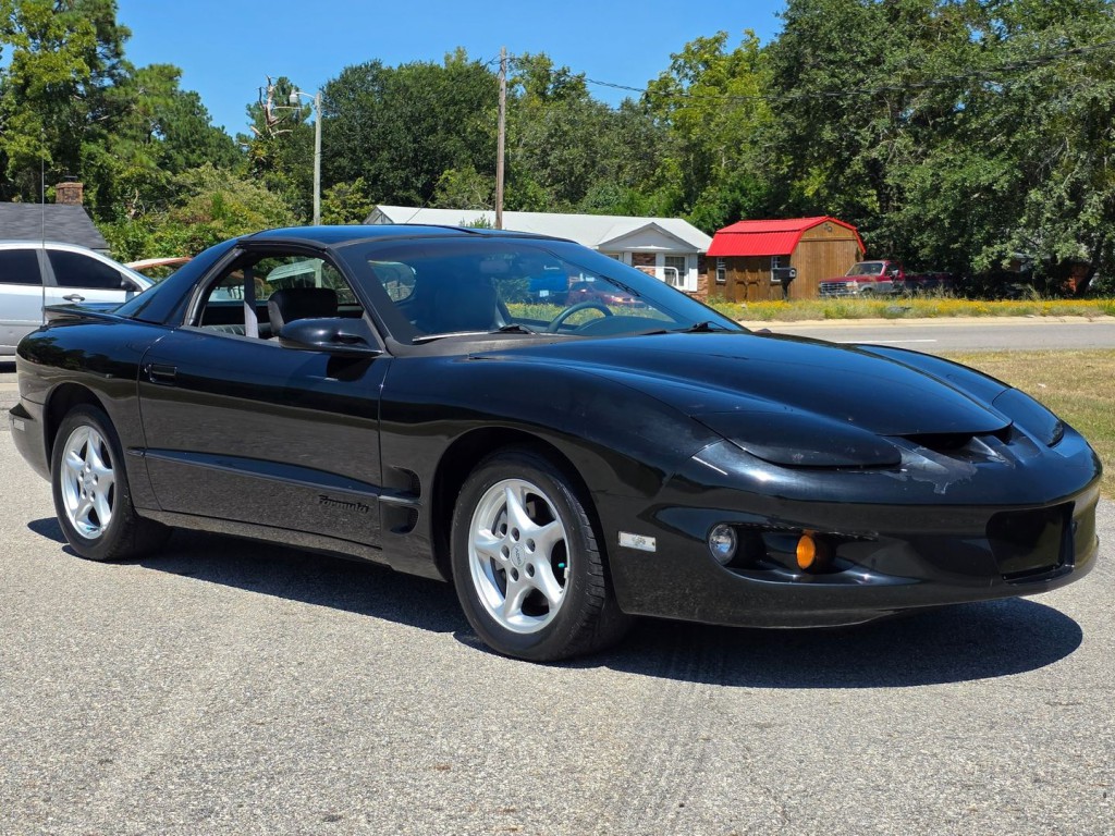 1999 Pontiac Firebird Image 5