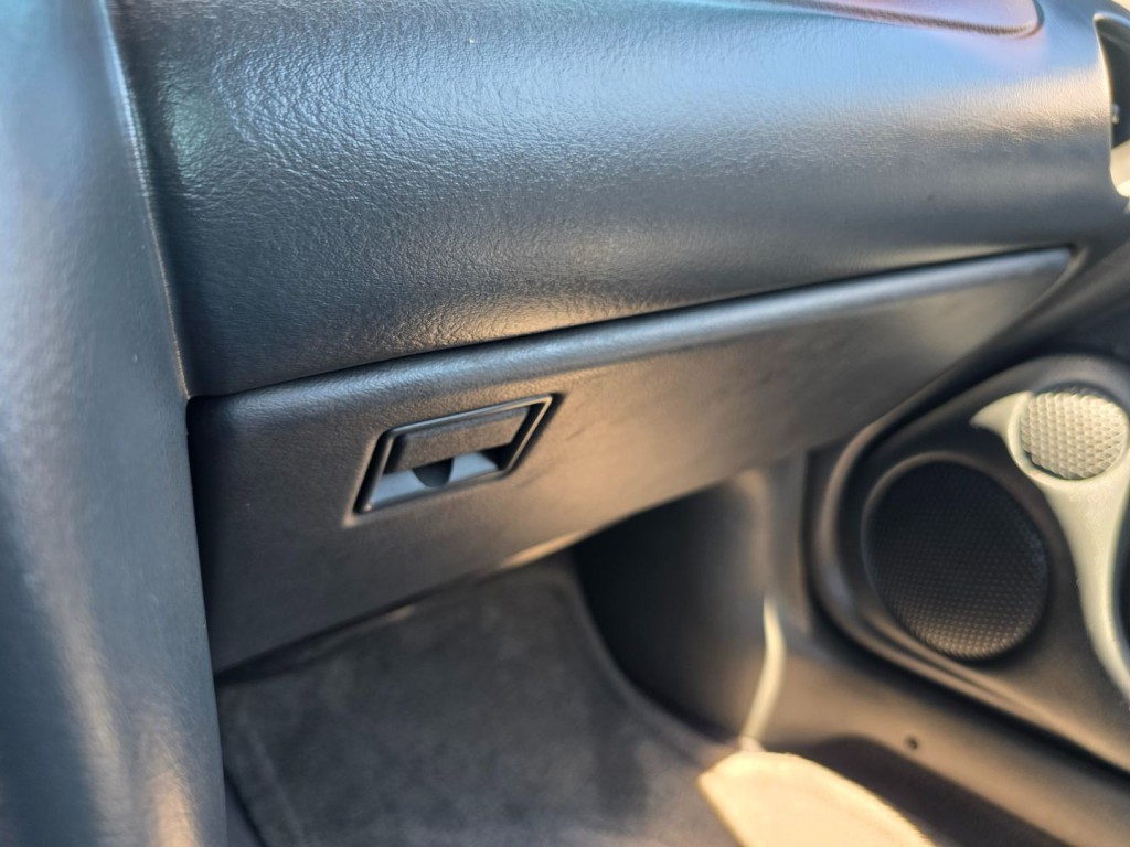 1999 Pontiac Firebird Image 20