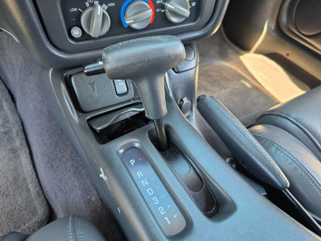 1999 Pontiac Firebird Image 22