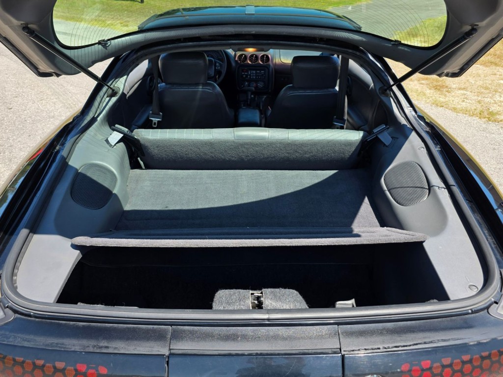 1999 Pontiac Firebird Image 45