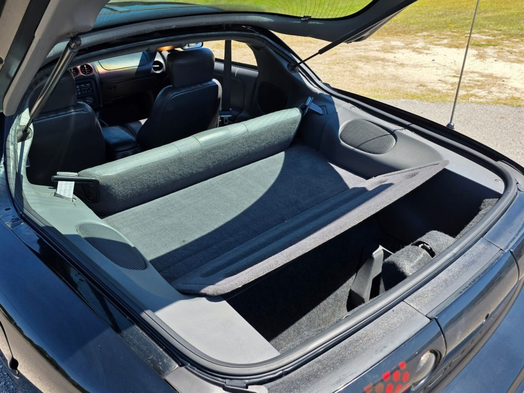 1999 Pontiac Firebird Image 46