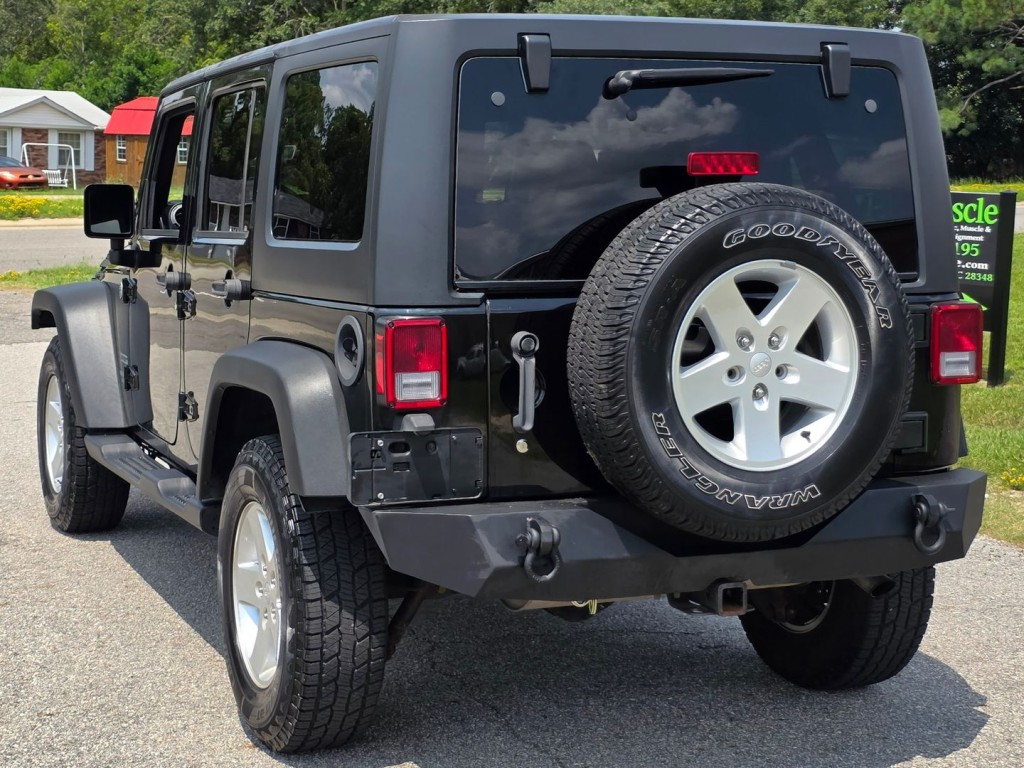 2017 Jeep Wrangler Unlimited Image 10