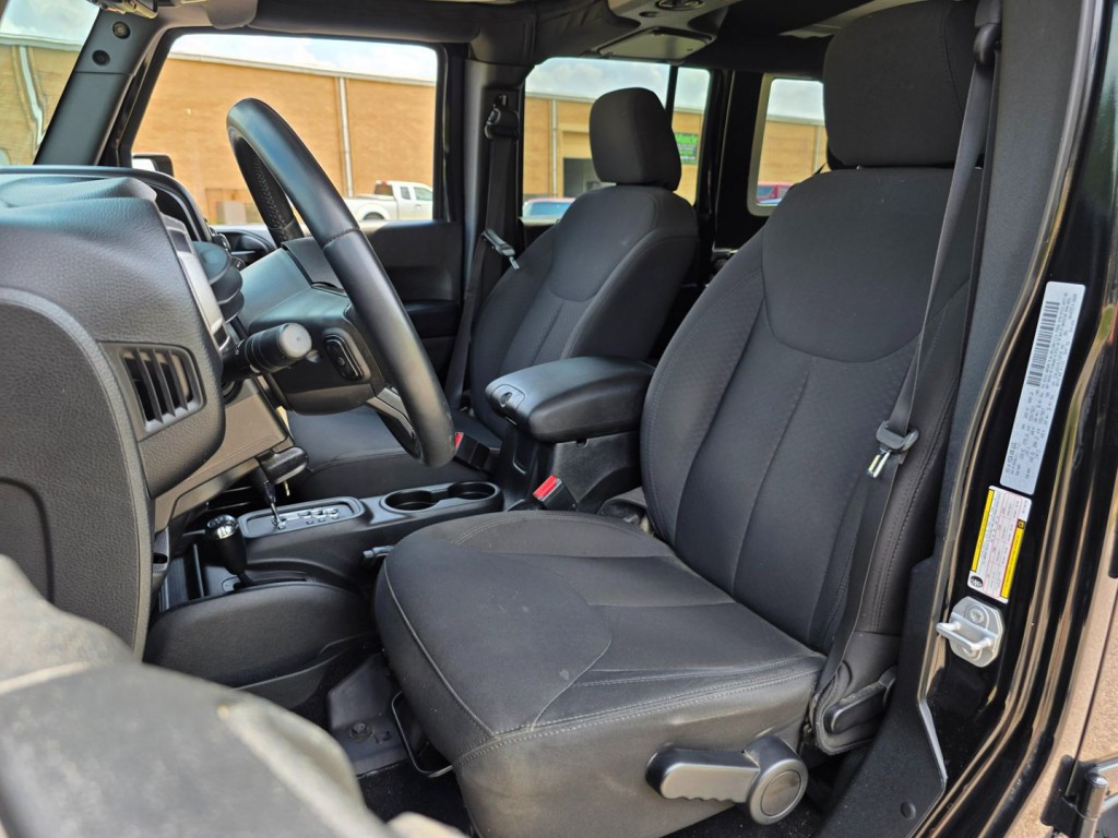 2017 Jeep Wrangler Unlimited Image 27