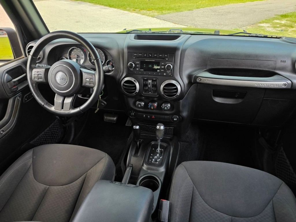 2017 Jeep Wrangler Unlimited Image 33